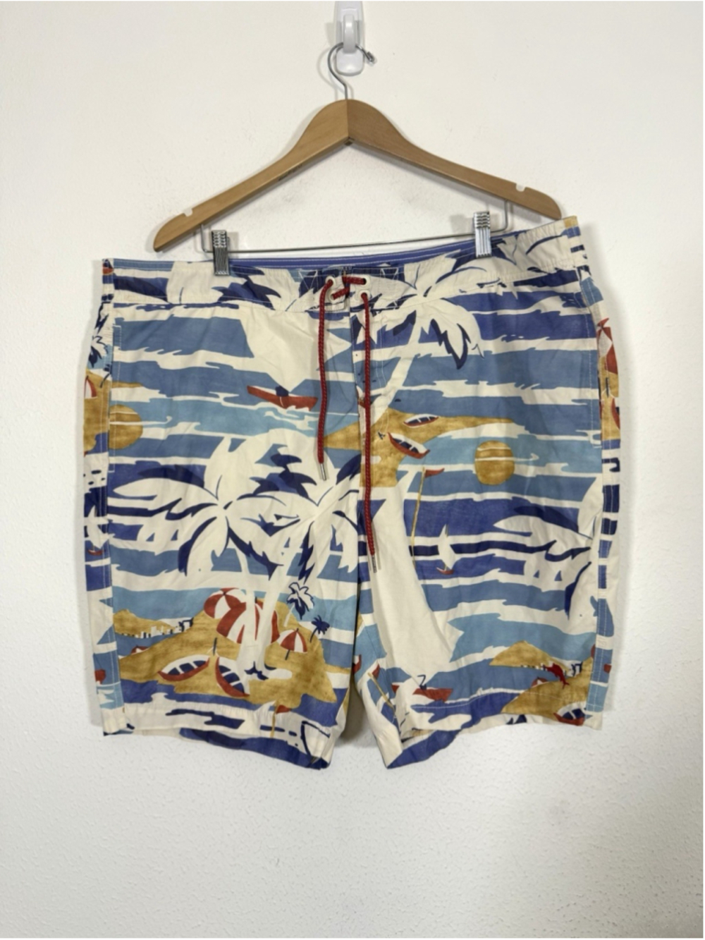 Tommy Bahama Relax Swim Trunks Men’s XXL Hawaiian Beach Print Shorts Vacation